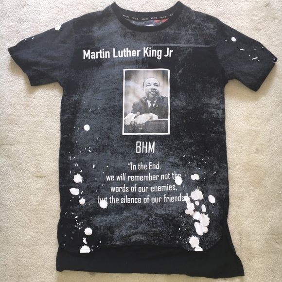 Dark gray Martin Luther King Jr. t-shirt. - Picture 1 of 5